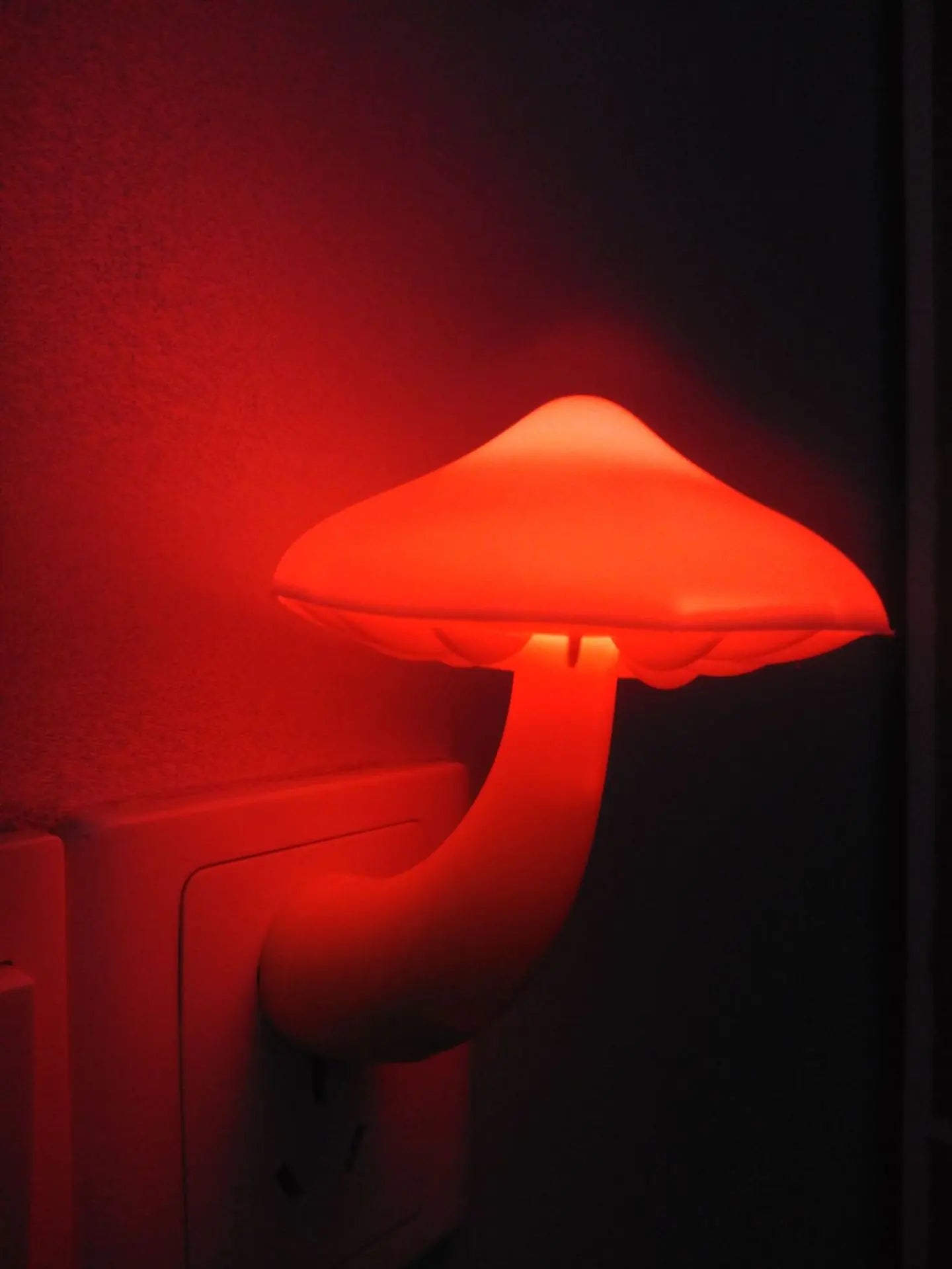 The Enchanted Glowcap – Auto-Sensor Mushroom Night Light