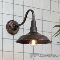 Fieldhouse Wall Lamp — Classic Farmhouse Style